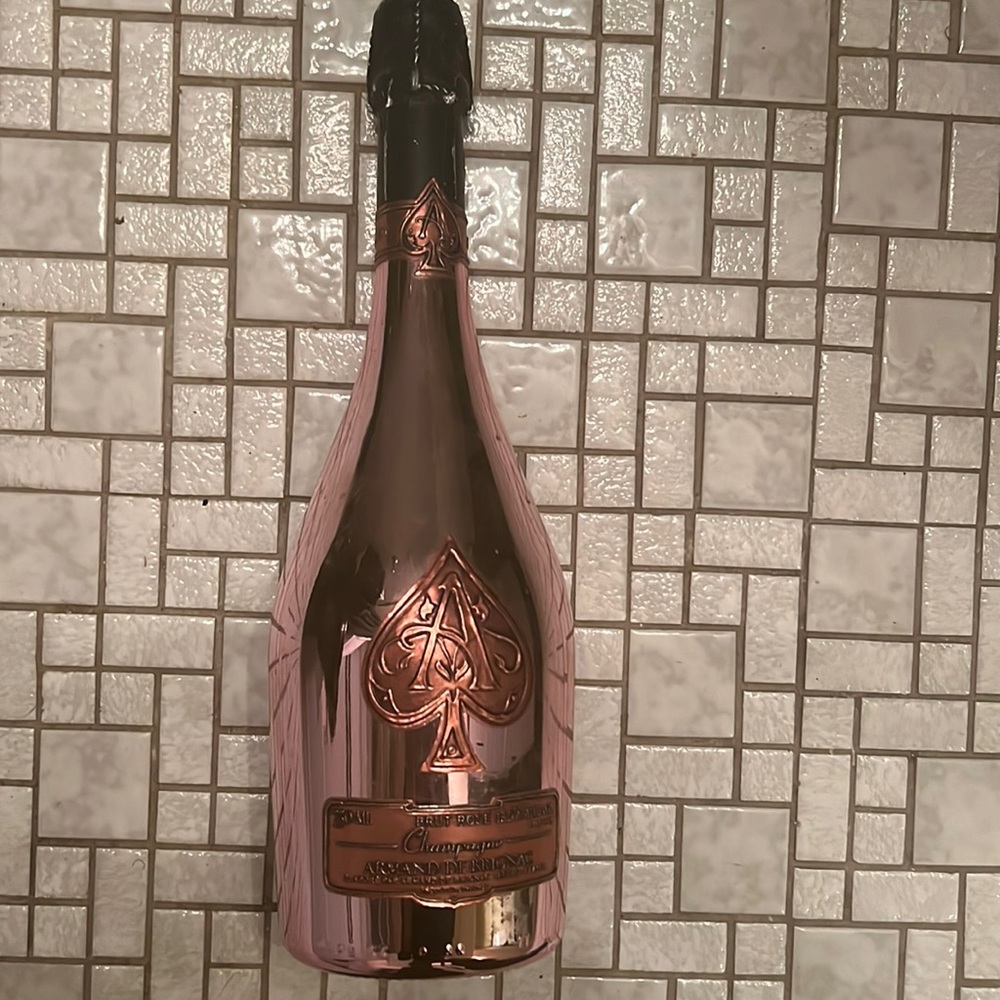 Ace of spade prop bottle